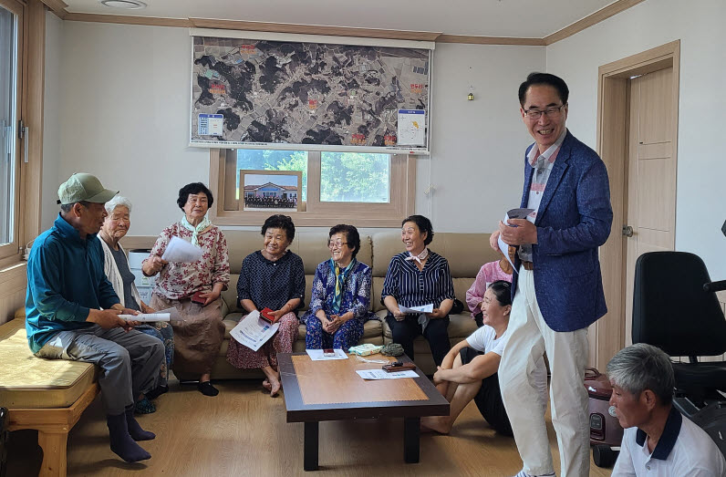 서면, 폭염 대비 경로당 방문해 어르신 안부 살펴